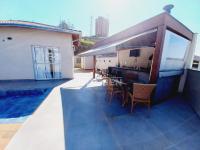 Casa com 3 dormitórios à venda, 72 m² por R$ 800.000 - Jardim Camandocaia - Amparo/SP