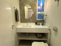 Sobrado com 3 dormitórios à venda, 196 m² por R$ 1.000.000 - Jardim Figueira - Amparo/SP