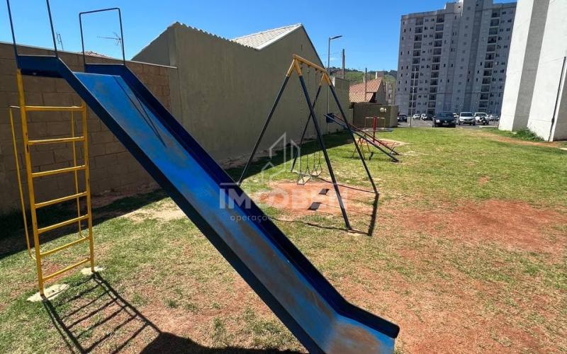 Apartamento com 2 dormitórios à venda, 50 m² por R$ 340.000 - Jardim Camandocaia - Amparo/SP