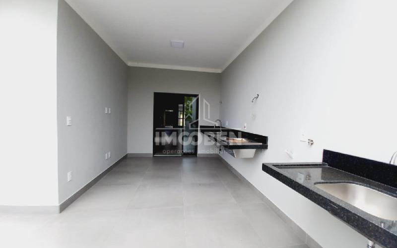 Casa com 2 dormitórios à venda, 122 m² por R$ 800.000 - Jardim Moreirinha - Amparo/SP