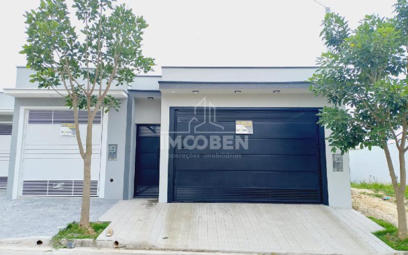 Casa com 2 dormitórios à venda, 122 m² por R$ 800.000 - Jardim Moreirinha - Amparo/SP