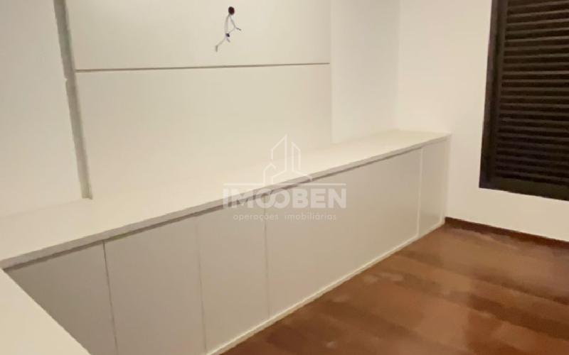 Apartamento de alto parão - Edifício Montpellier
