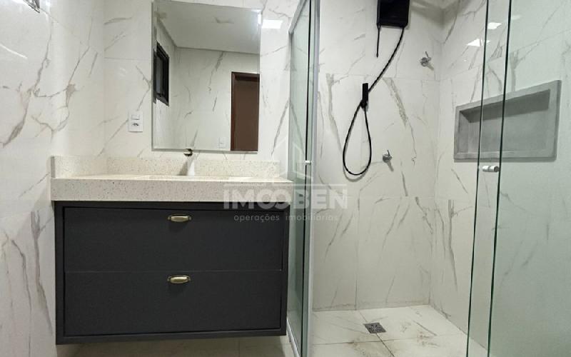 Apartamento de alto parão - Edifício Montpellier