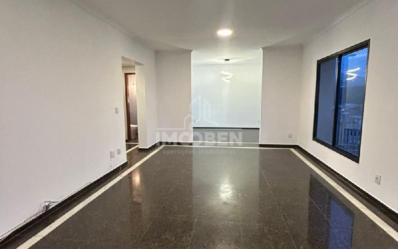 Apartamento de alto parão - Edifício Montpellier