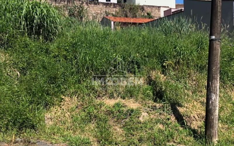 Terreno à venda Jardim Silvana - Amparo/SP
