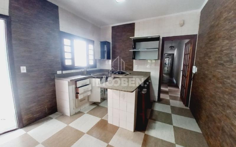 Casa com 2 dormitórios à venda, 169 m² por R$ 470.000 - Jardim Figueira - Amparo/SP