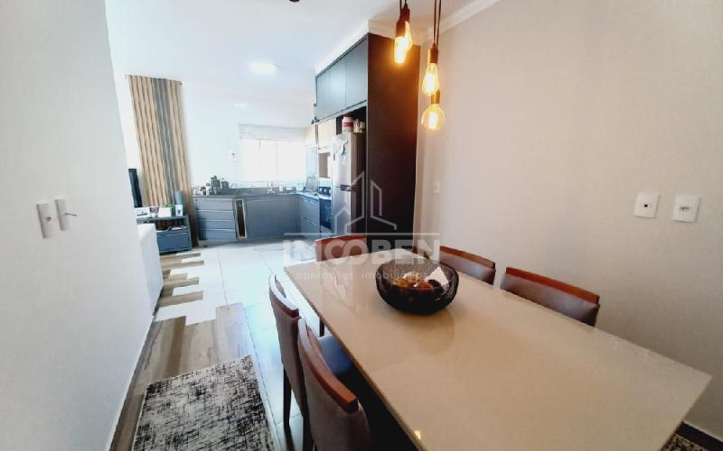Casa com 3 dormitórios à venda, 72 m² por R$ 800.000 - Jardim Camandocaia - Amparo/SP