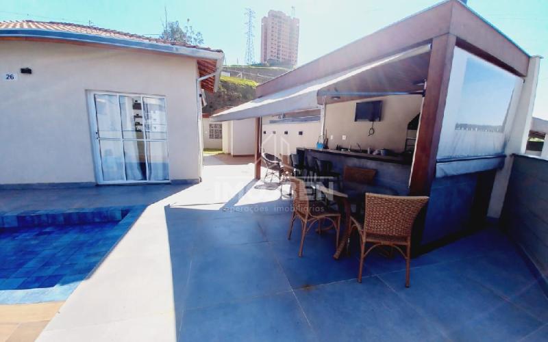 Casa com 3 dormitórios à venda, 72 m² por R$ 800.000 - Jardim Camandocaia - Amparo/SP