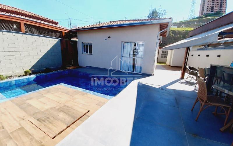 Casa com 3 dormitórios à venda, 72 m² por R$ 800.000 - Jardim Camandocaia - Amparo/SP