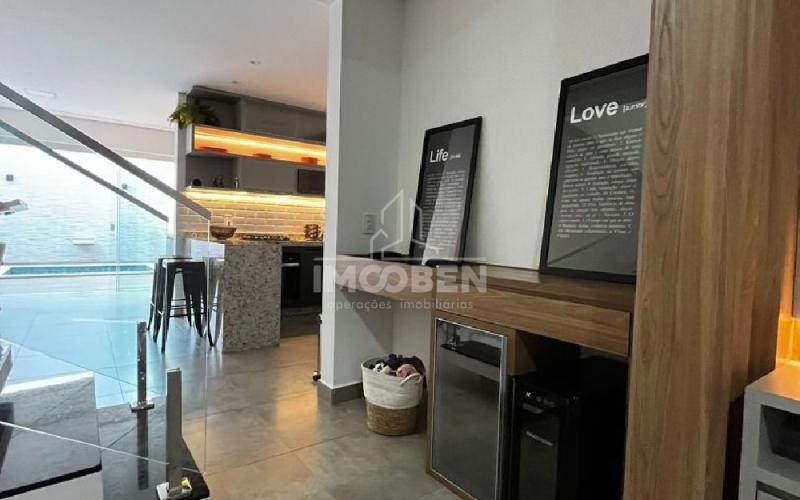 Casa com 3 dormitórios à venda, 168 m² por R$ 1.100.000 - Jardim Figueira - Amparo/SP