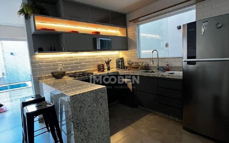 Casa com 3 dormitórios à venda, 168 m² por R$ 1.100.000 - Jardim Figueira - Amparo/SP