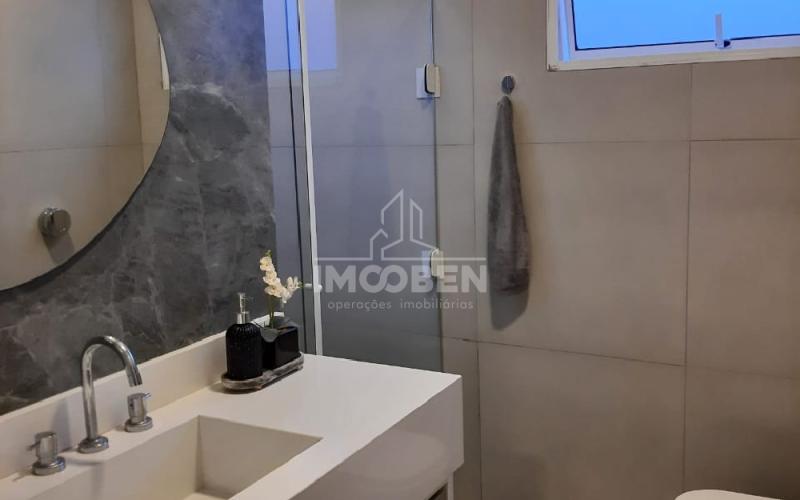 Sobrado com 3 dormitórios à venda, 196 m² por R$ 1.000.000 - Jardim Figueira - Amparo/SP
