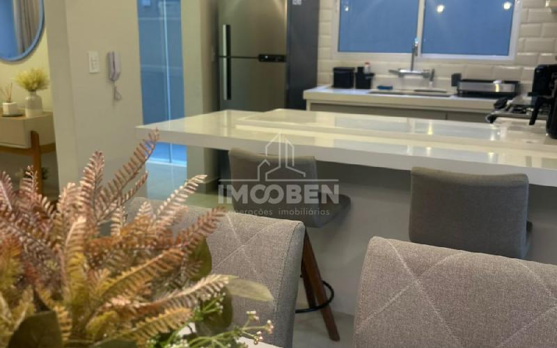 Sobrado com 3 dormitórios à venda, 196 m² por R$ 1.000.000 - Jardim Figueira - Amparo/SP