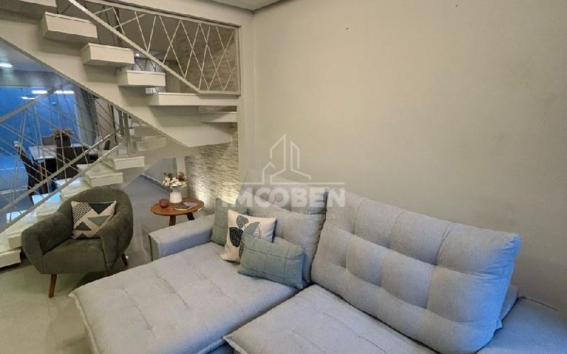 Sobrado com 3 dormitórios à venda, 196 m² por R$ 1.000.000 - Jardim Figueira - Amparo/SP