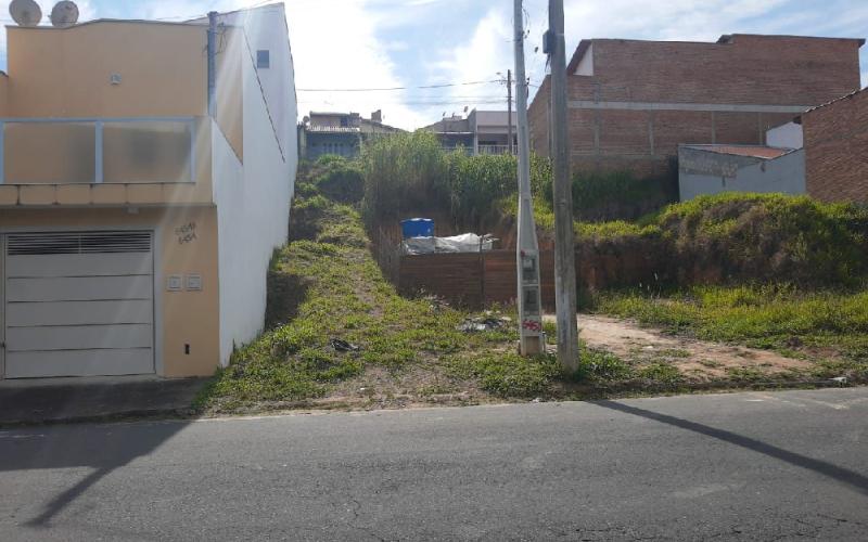 Terreno à venda, 168 m² por R$ 150.000 - Jardim Paraíso Tropical - Amparo/SP